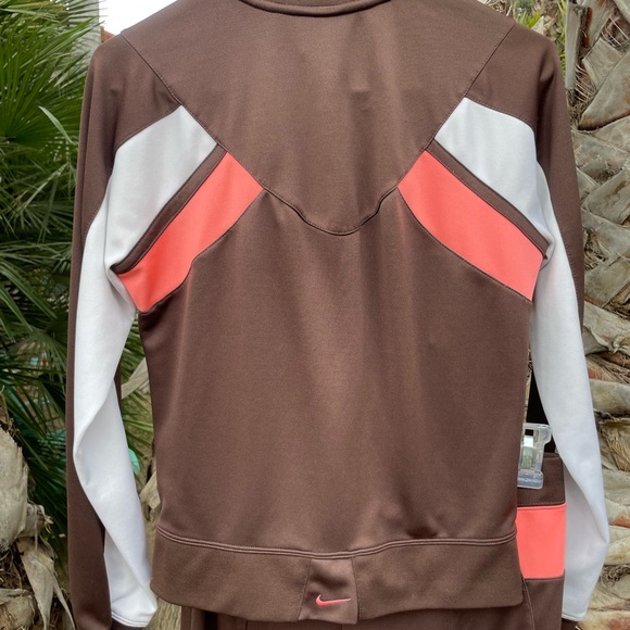 Women’s Nike warm up suit pants and zip up top athletic lounge medium - Picture 4 of 8